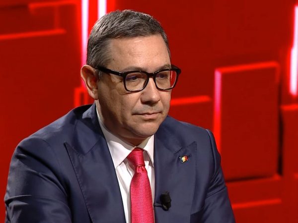 Victor Ponta, candidat independent la președinția României în 2025, susținut de Eugen Teodorovici, vorbesc despre fondurile europene pentru o economie sustenabilă până în 2026